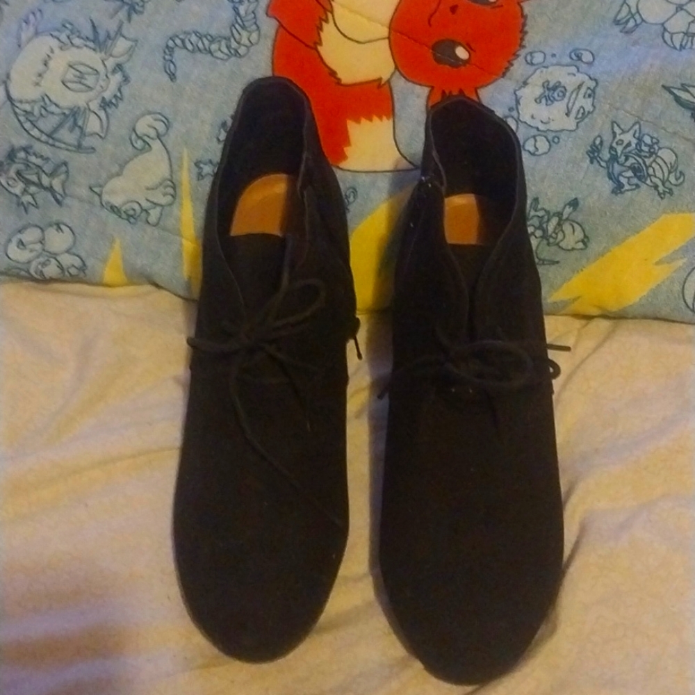 Platform shoes